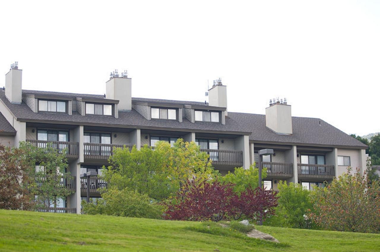 Pinnacle Condominiums Mendon Exteriör bild